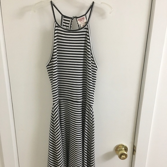black and white striped halter top dress - Picture 1 of 3
